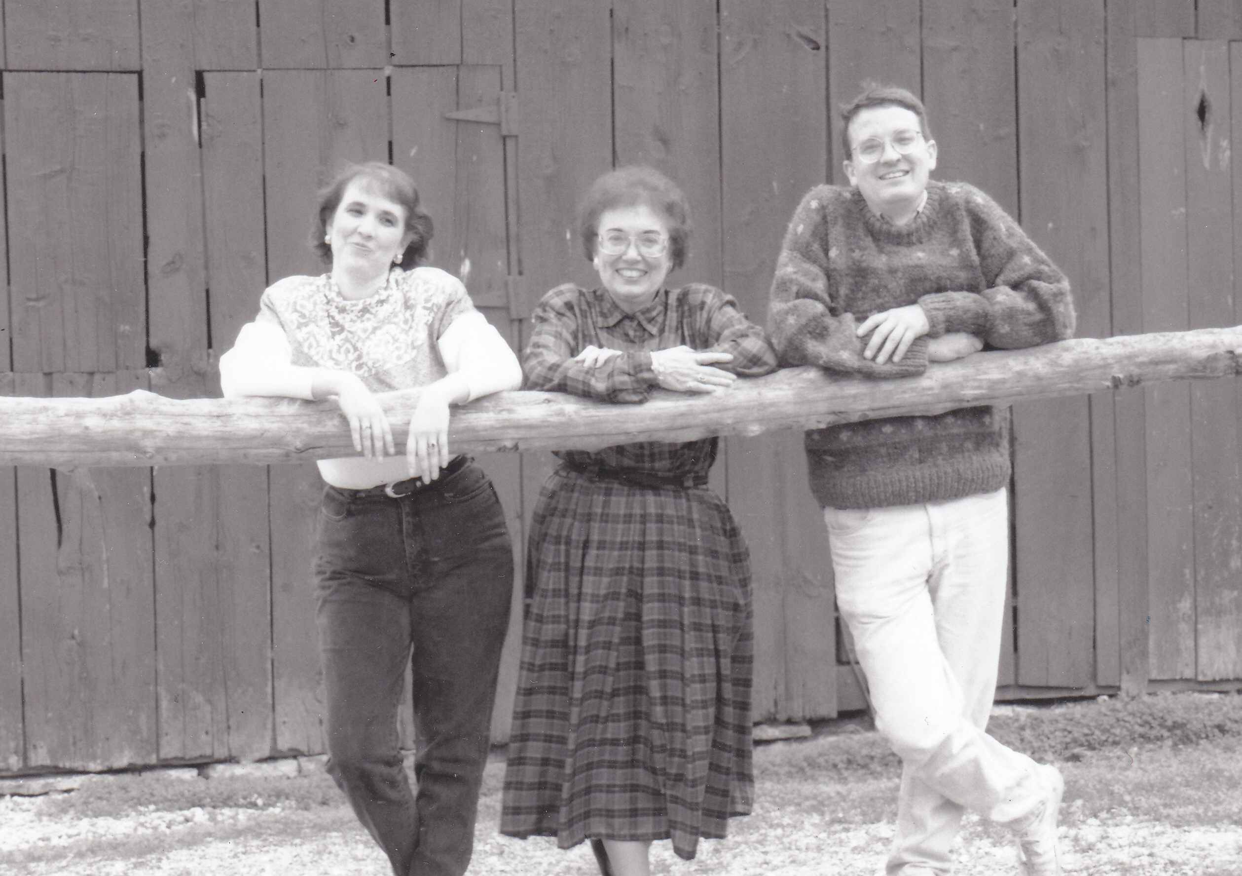 1998-10 Insbrook Nancy Rhonda and Randy Hitching rail BW.jpg
